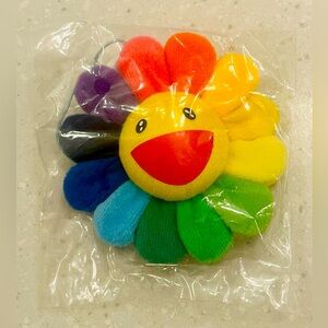 BNWT Official Takashi Murakami Rainbow Flower Plush Keychain Pin Broad Museum LA